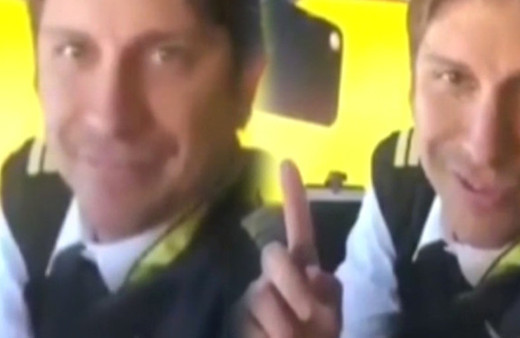 Mekke üzerinde uçarken müslüman olan Brezilyalı pilot