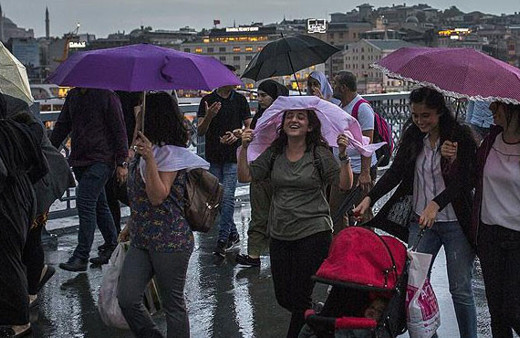 Meteorolojiden üç bölge için sağanak uyarısı