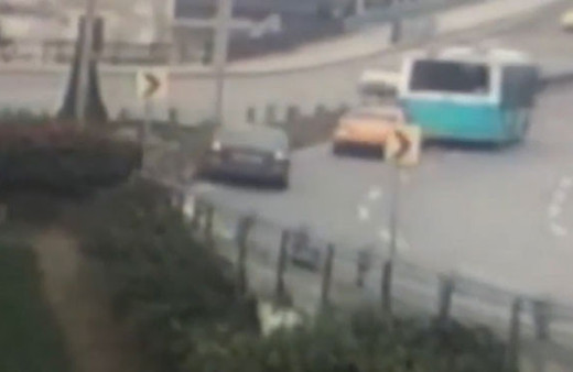 İstanbul'da korkunç kaza! Araç böyle takla attı