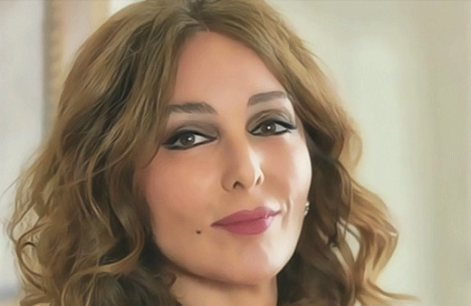 Şahin Tepesi Tuna Akdora kim Zerrin Tekindor dizinin başrolü