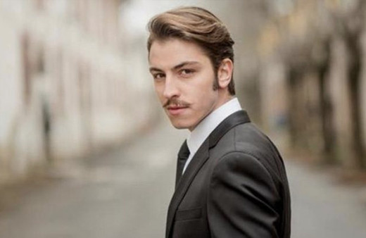 Şahin Tepesi Efe'yi kim oynuyor Boran Kuzum dizinin yakışıklısı