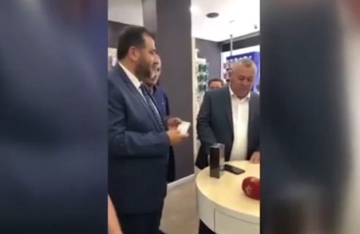 MHP'li Cemal Enginyurt'tan olay itiraf! Kırdığım iPhone telefon...