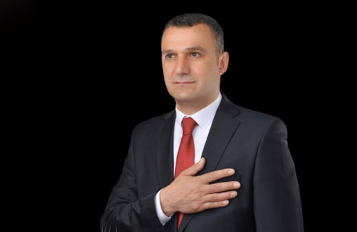 Muhammed Abdullah Özer aslen nereli eşi Yasemin Özer ve çocukları kimdir?