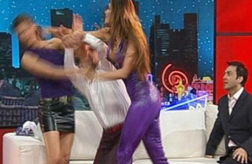 Sevda Demirel canlı yayında yalvardı: Artık benden kaçma Hande