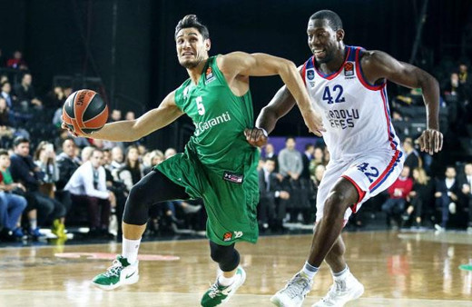 Avrupa'daki Türk derbisinde kazanan Anadolu Efes!