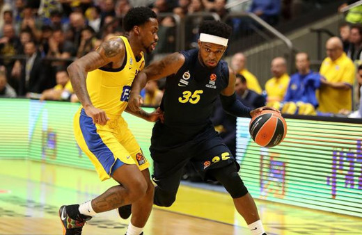 Fenerbahçe son çeyrekte uyandı!