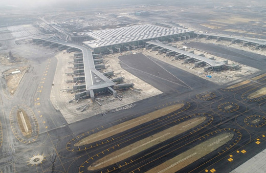 İstanbul Havalimanı'nda 100 bin kişi işe alınacak hostes de var