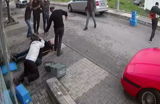 Sultanbeyli'de korkunç olay! Eczaneye girip terör estirdiler