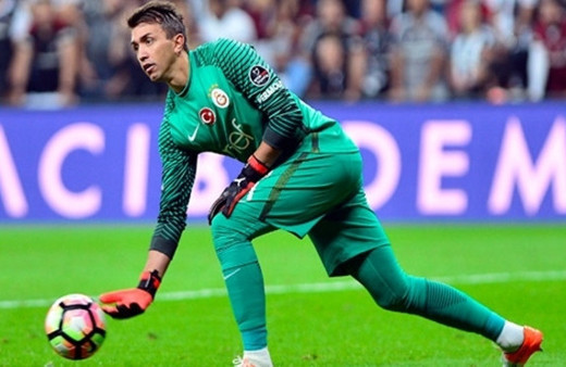 Muslera için büyük onur!