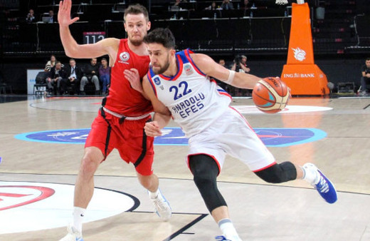 Anadolu Efes Gaziantep Basketbol'u devirmeyi başardı