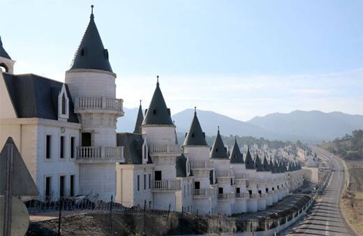 Arap sevdasına Burj Al Babas'ı yaptılar iflas ettiler Mudurnu şatoları ne olacak