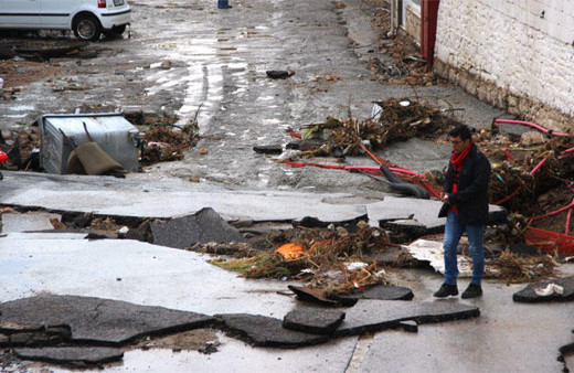 Meteoroloji'den korkutan haber: Vatandaşlar anonsla uyarıldı!