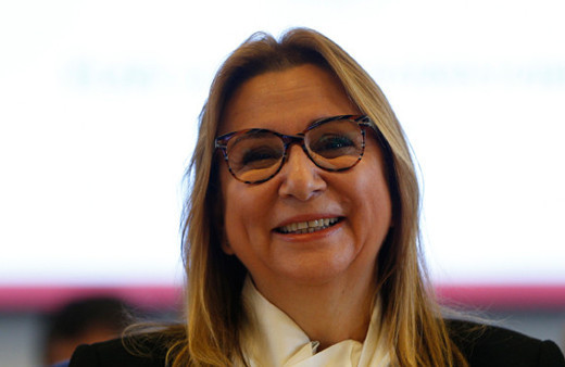 Bakan Pekcan: Kadınları daha çok görmek istiyoruz!