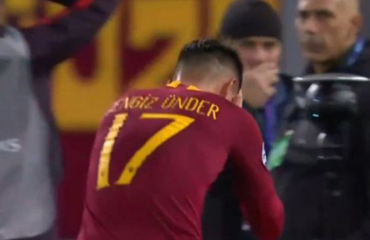 Ne yaptın Cengiz! Bu gol nasıl kaçar