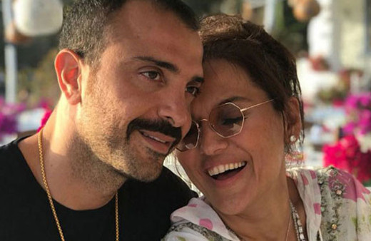 Demet Akalın ve Okan Kurt fena yakalandı! Beyaz TV'de olay fotoğraf