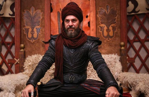 Ertuğrul Gazi evlilikleri kaç kere evlendi ilk eşi kimdi?