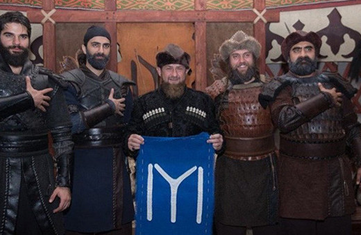 Kadirov, Diriliş Ertuğrul setinde: Oyuncuları Çeçenistan'a davet etti