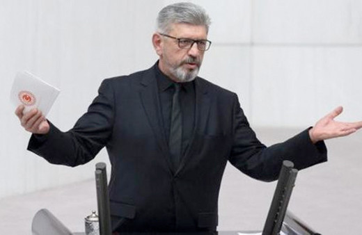 Ahmet Kekeç'ten Cihangir İslam'a sert tepki