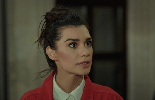 Aşk ve Mavi'de flaş ayrılık haberi! Bakın kim diziden ayrılıyor?