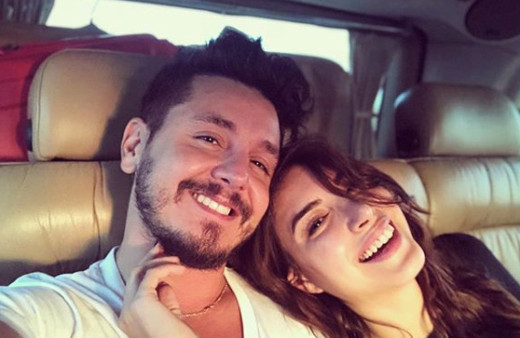 Deniz Baysal kimdir kaç yaşında kiminle nişanlandı?