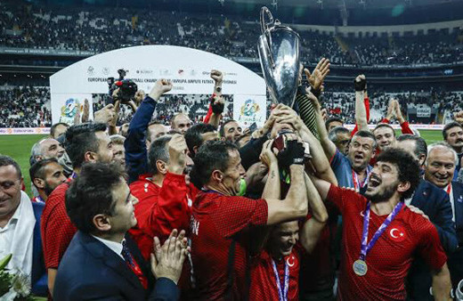 Ampute Futbol Milli Takımı dünya ikincisi oldu! Kaptan Osman Çakmak'ın gözyaşları...