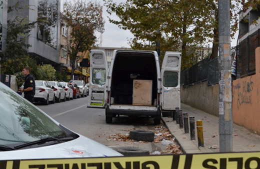 İstanbul'u alarma geçiren paket! Ekipler bölgede