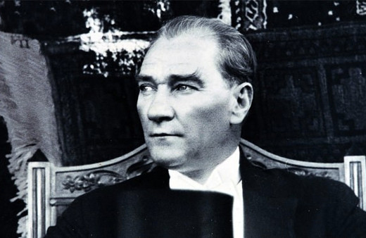 10 Kasım hangi gün okullar yarım gün mü olur?