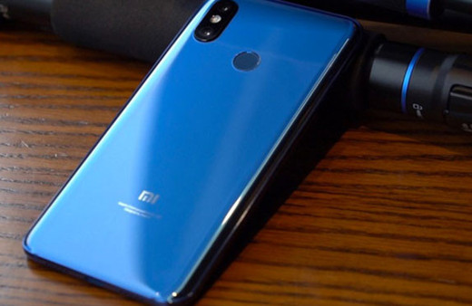 Xiaomi Mİ 9 özellikleri sızdırıldı! Yeni amiral gemisi...