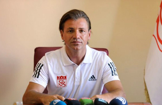 Sivasspor'da Tamer Tuna istifa etti