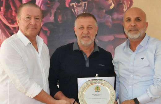 Alanyaspor'da Mesut Bakkal'la yollar ayrıldı