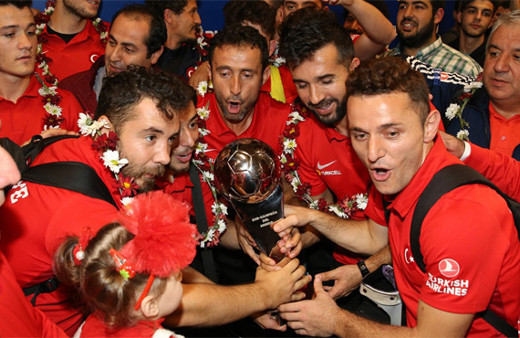 Dünya ikincisi Ampute Milli Takımı yurda döndü