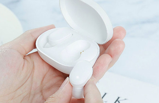 Xiaomi uygun fiyatlı kulaklığıyla AirPods'a rakip olacak! Mi AirDots