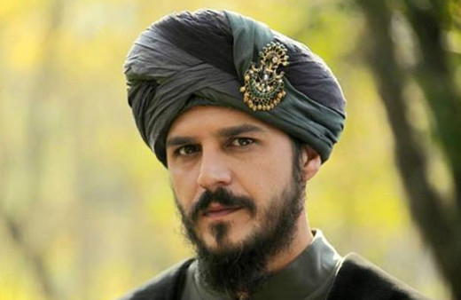 Ünlü oyuncu Mehmet Günsür'ün acı günü