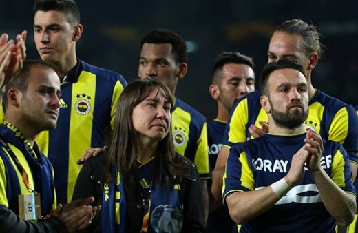 Fenerbahçe'den anlamlı hediye! Gözyaşları sel oldu
