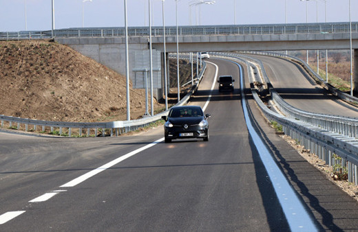 İzmir İstanbul arasını 3.5 saate iniyor! O etap bugün açıldı