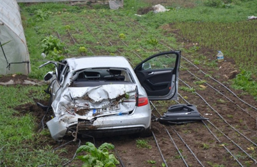 Kahraman Tazeoğlu ölümden döndü!