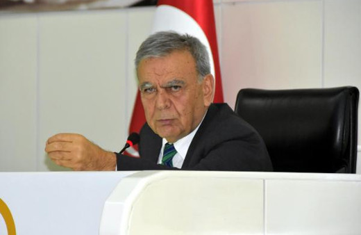 Kocaoğlu'ndan İZBAN işçilerine 'Grevi bitirin' çağrısı!