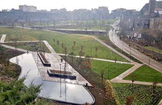 Sur tarihiyle yeniden sahneye çıkarılıyor