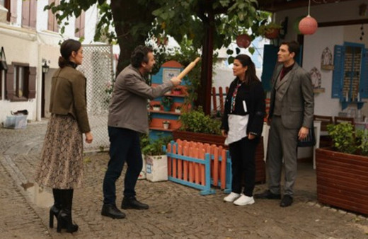 Ege'nin Hamsisi 21. bölüm fragmanı