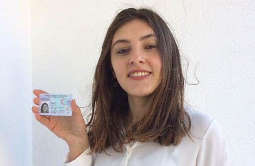 İşte Türkiye'nin en genç muhtar adayı henüz 18 yaşında...