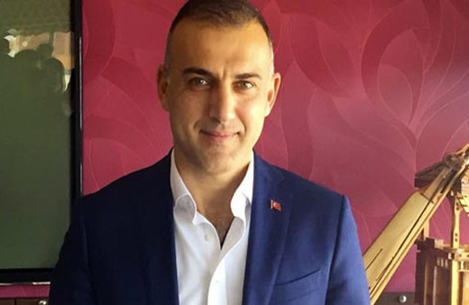 Altuğ Verdi aslen nereli kaç yaşında eşi Leyla Verdi ve çocukları kimdir?