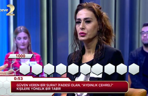 Kelime Oyunu'ndan bir Yıldız geçti!