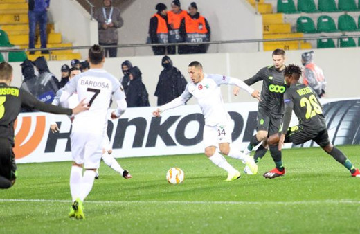 Akhisarspor Avrupa'ya puanla veda etti!