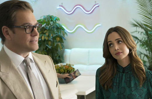 Ünlü dizi oyuncusundan ahlaksız ilişki için akıllara zarar ödeme