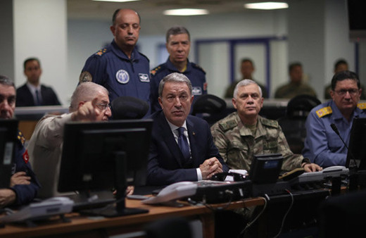 Hulusi Akar harekatı bizzat takip etti dikkat çeken detaylar 