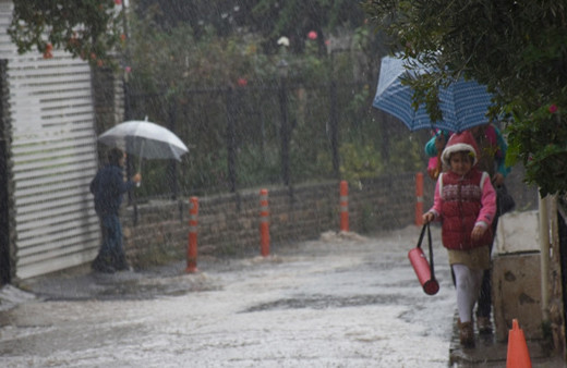 Muğla sağanak yağış arttı son hava durumu fena!