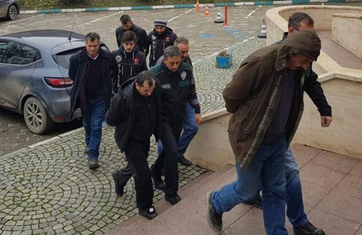 Astsubay ormanda uyuştucu satarken yakalandı