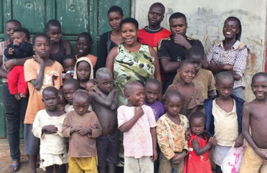 Tam 38 çocuğun annesi yaşı kadar çocukları var 