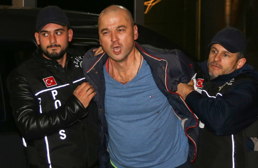 Murat Özdemir papağana işkence görüntüleri rezalet gözaltına alınışı