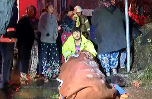 Şişli'de gecekondunun çatısı çöktü! 1 kişi yaralı